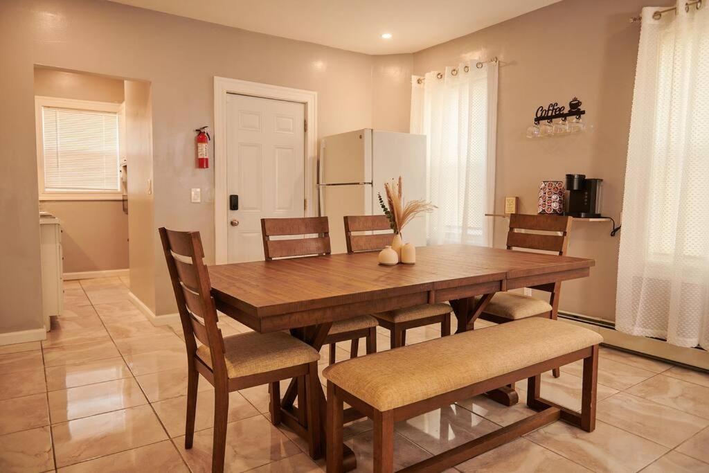 Cozy Apartment 1St 10Min Walk Downtown And City View Providence Esterno foto